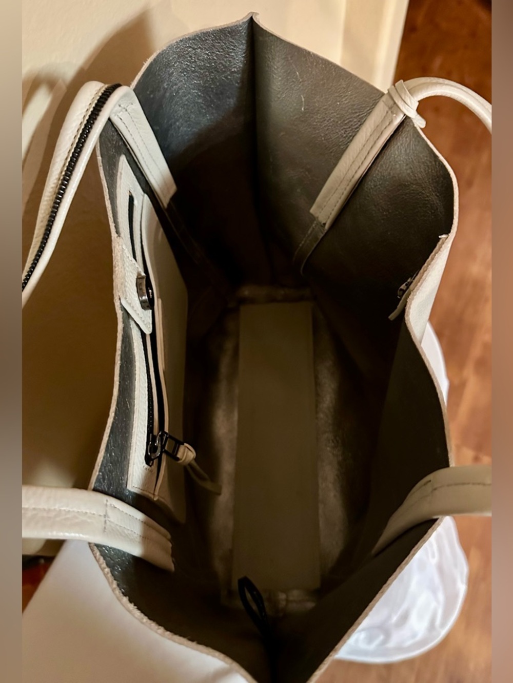 Botkier Pebbled Leather Tote Bag Light Taupe Cream Large Shoulder Bag - Picture 9 of 11